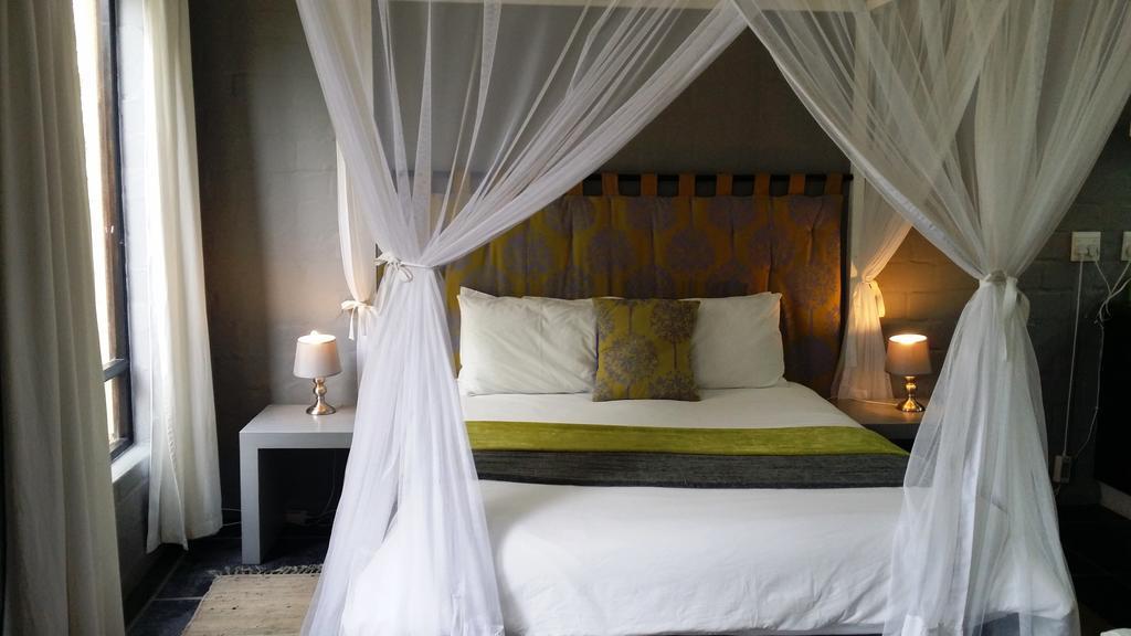 Hornbill House Self Catering Accommodation Hermanus Værelse billede