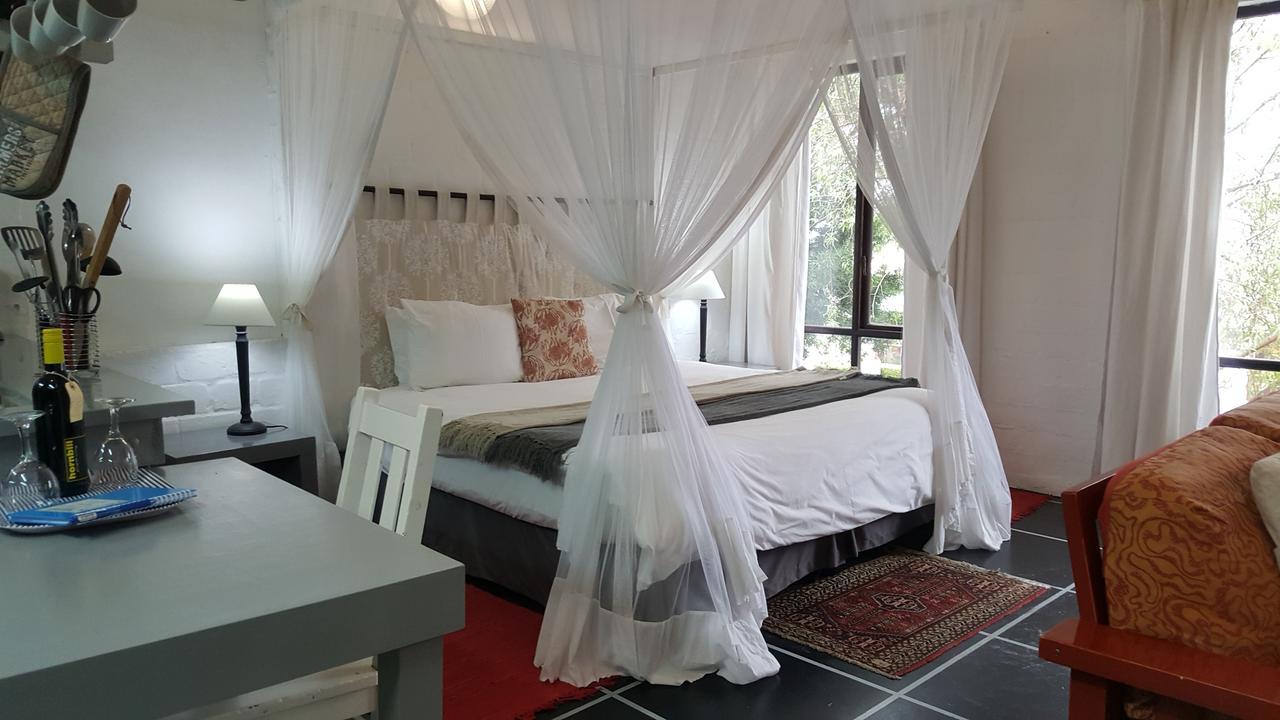 Hornbill House Self Catering Accommodation Hermanus Eksteriør billede