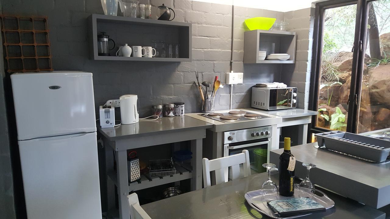 Hornbill House Self Catering Accommodation Hermanus Eksteriør billede