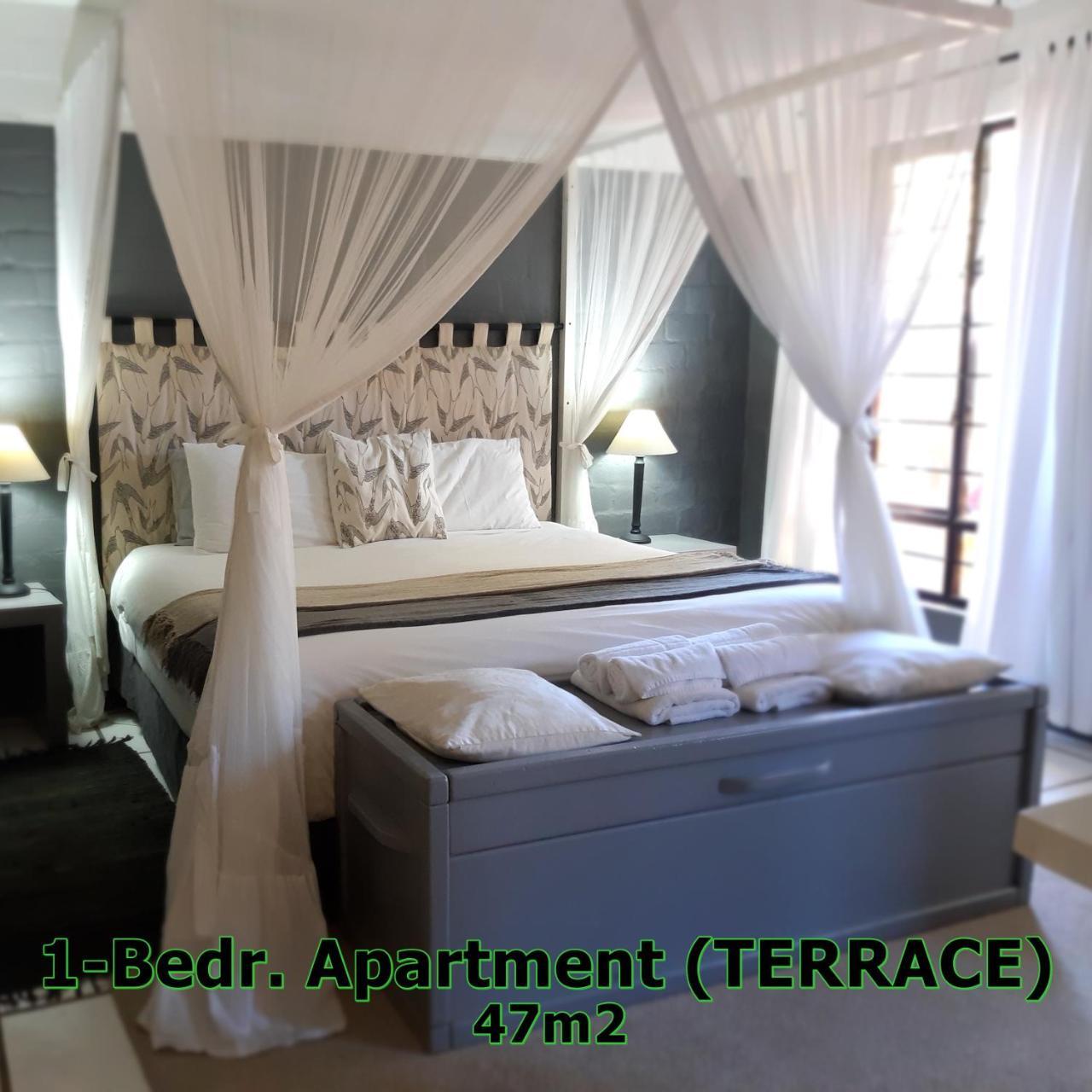 Hornbill House Self Catering Accommodation Hermanus Eksteriør billede