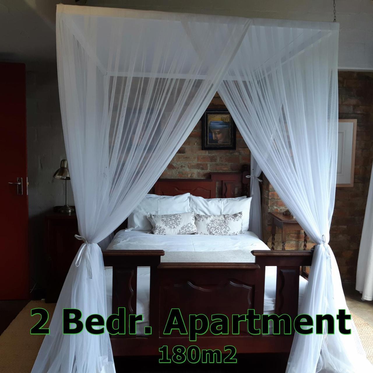 Hornbill House Self Catering Accommodation Hermanus Eksteriør billede