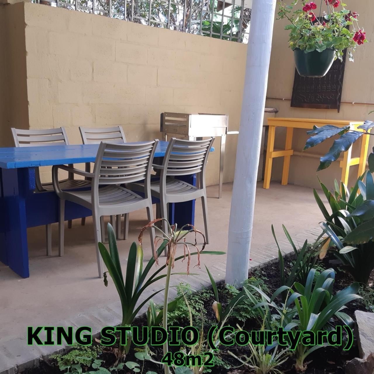 Hornbill House Self Catering Accommodation Hermanus Eksteriør billede